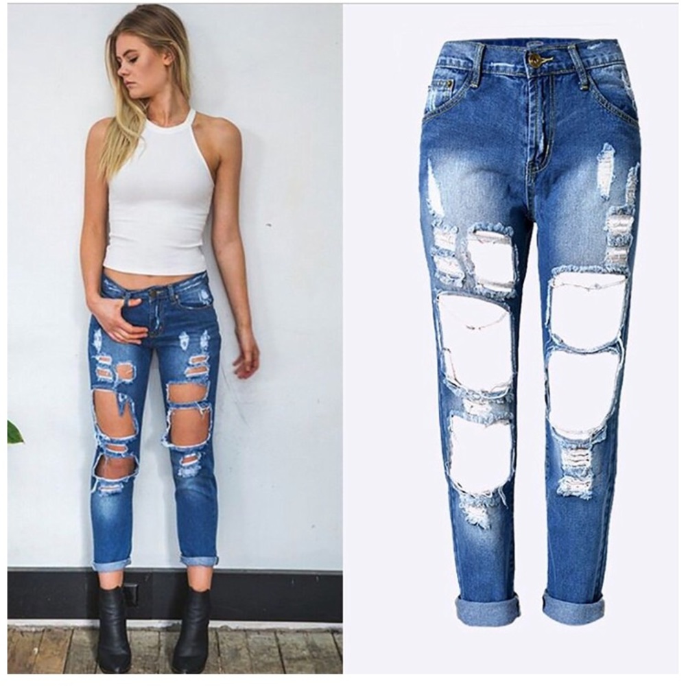 Ripped Boyfriend Jeans